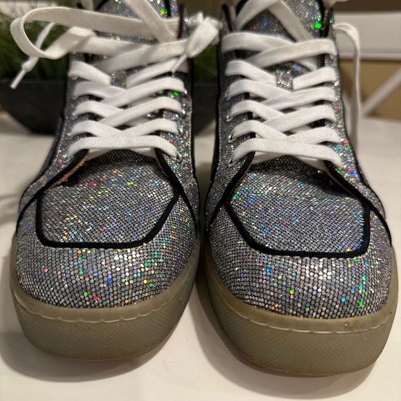 Christian Louboutin Rantus Orlato Flat Multi Glitter Ball
US 9 / EU 42 - Picture 4 of 8